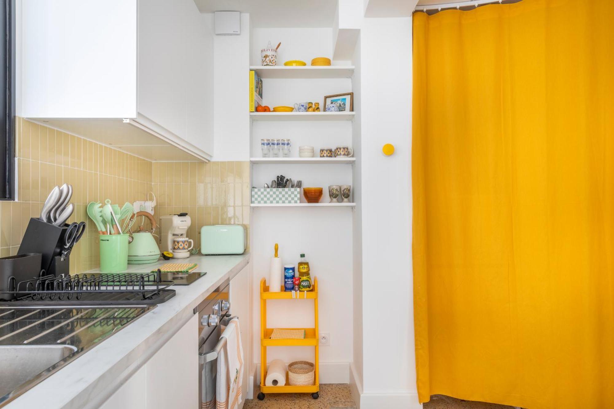 Petit Jaune, T2 Centre Ville Marseille Avec Balcon Exterior photo